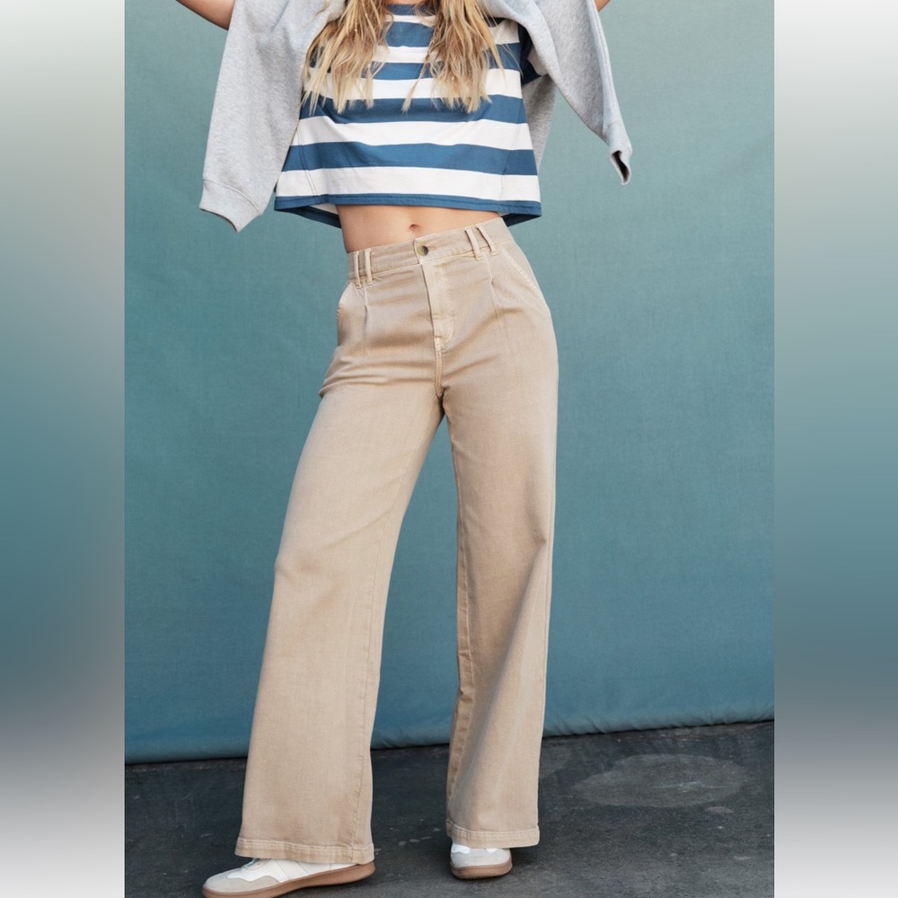NWT American Eagle Stretch High Wasted Khaki Trouser
